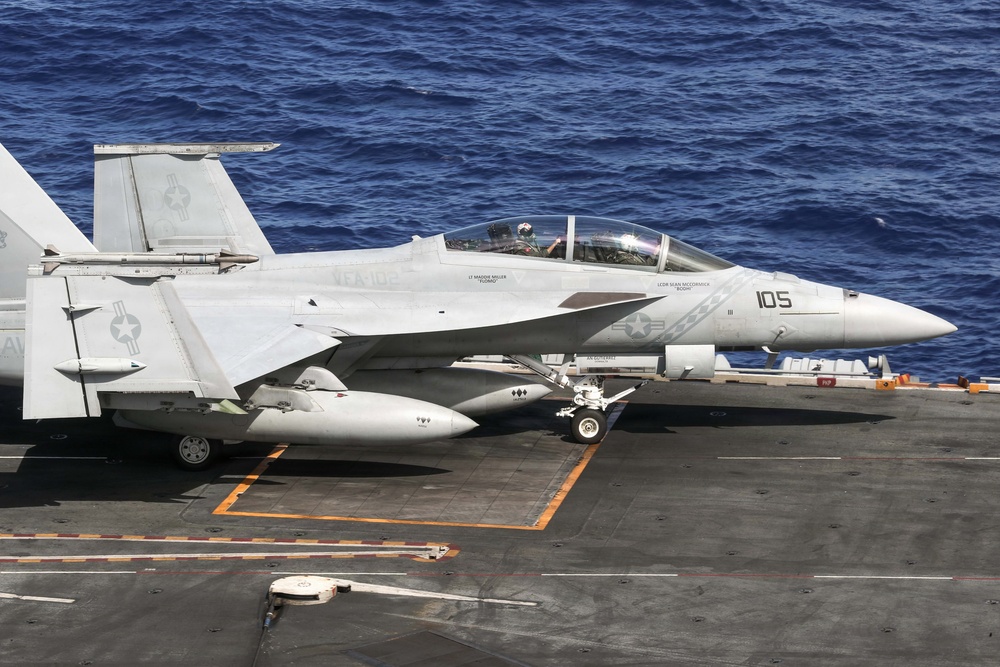 USS George Washington Conducts Sinking Exercise During Valiant Shield 2026