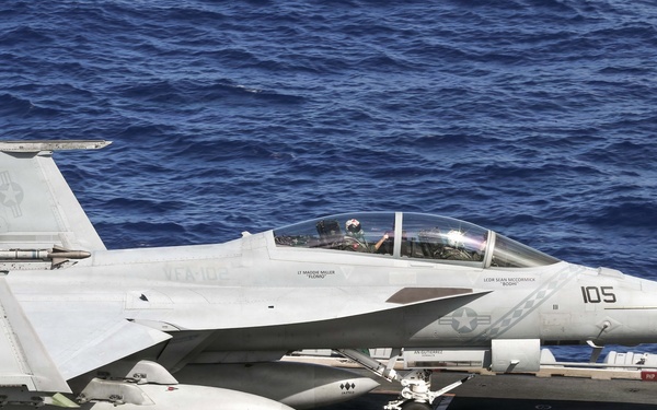 USS George Washington Conducts Sinking Exercise During Valiant Shield 2026