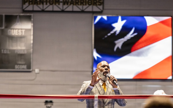 Fort Hood vs. Fort Bliss, Fight Night extends across Texas.