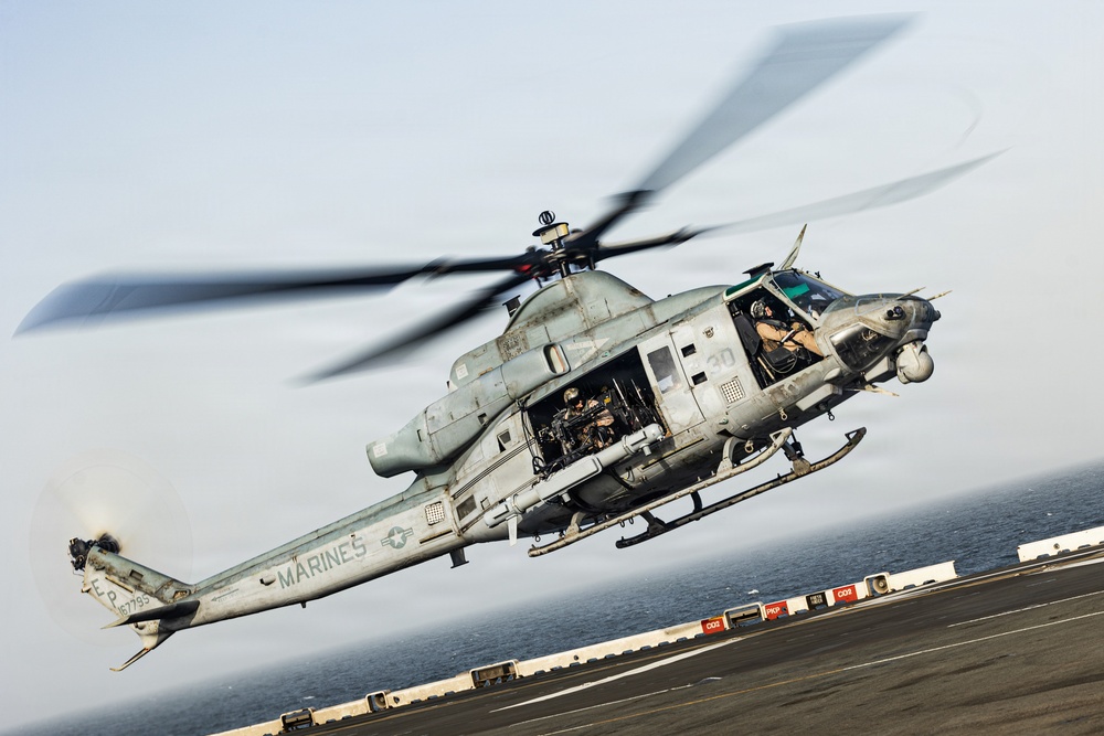 31st MEU | UH-1Y Venom flight operations