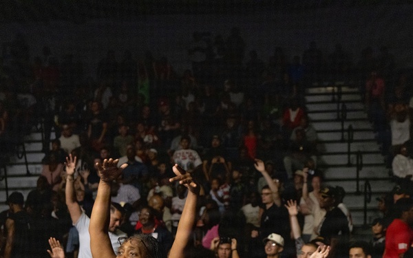 Fort Hood vs. Fort Bliss, Fight Night extends across Texas.