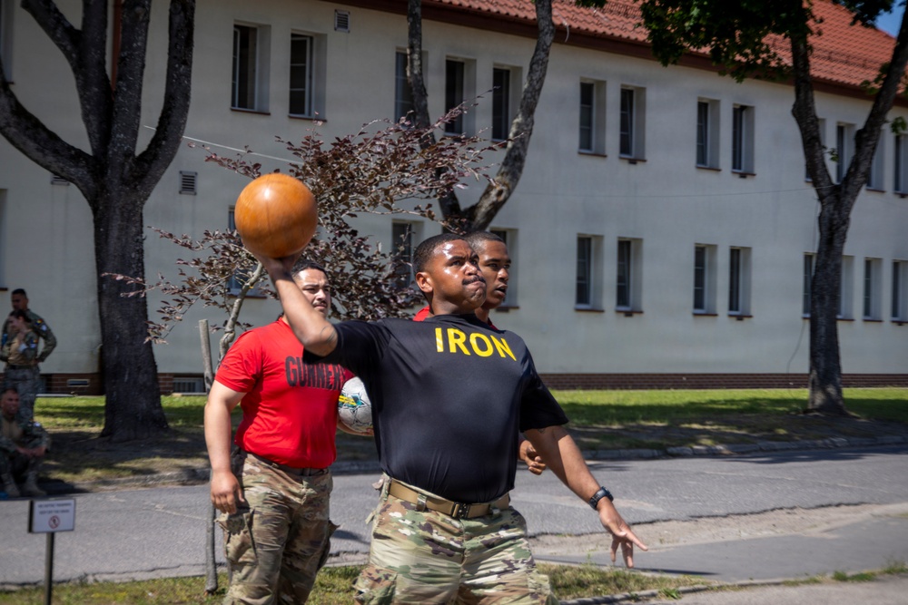U.S. Army Soldiers strengthen NATO partnership during military competition on Romanian Flag Day