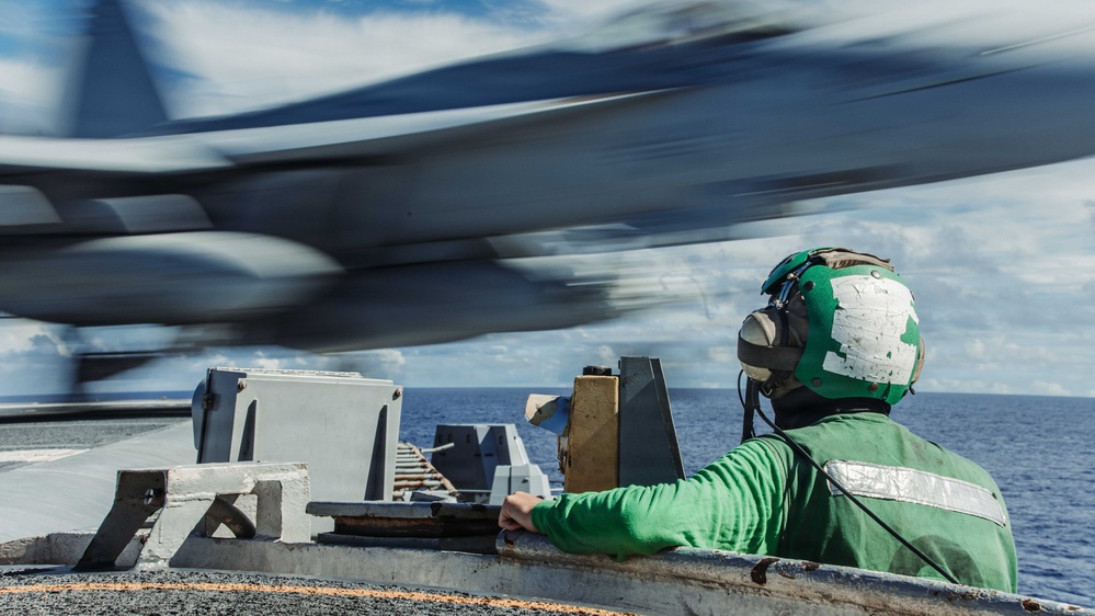 George Washington Conducts Sinking Exercise during Valiant Shield 2026