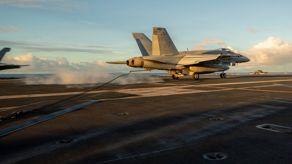 George Washington Conducts Sinking Exercise
