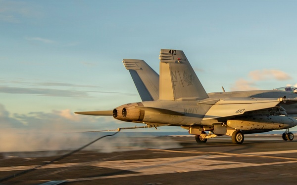 George Washington Conducts Sinking Exercise