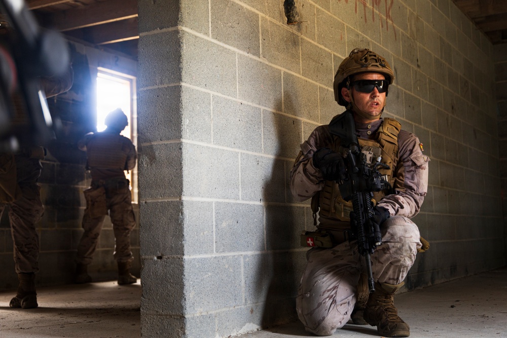 FLEETEX 250 | Spanish Marines Conclude FLEETEX 250 By Conducting Urban Operation Training