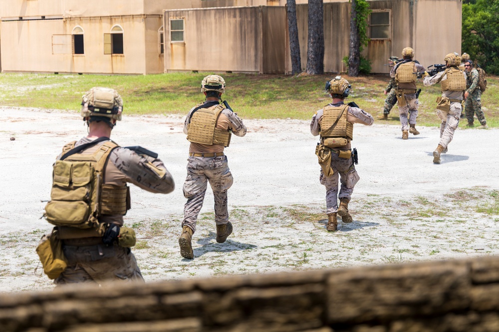 FLEETEX 250 | Spanish Marines Conclude FLEETEX 250 By Conducting Urban Operation Training