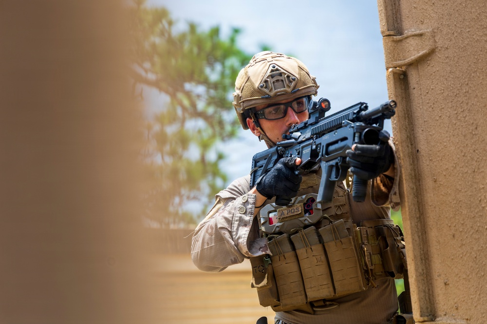 FLEETEX 250 | Spanish Marines Conclude FLEETEX 250 By Conducting Urban Operation Training