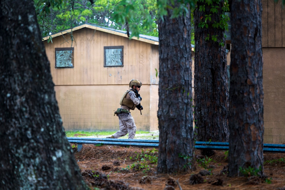 FLEETEX 250 | Spanish Marines Conclude FLEETEX 250 By Conducting Urban Operation Training