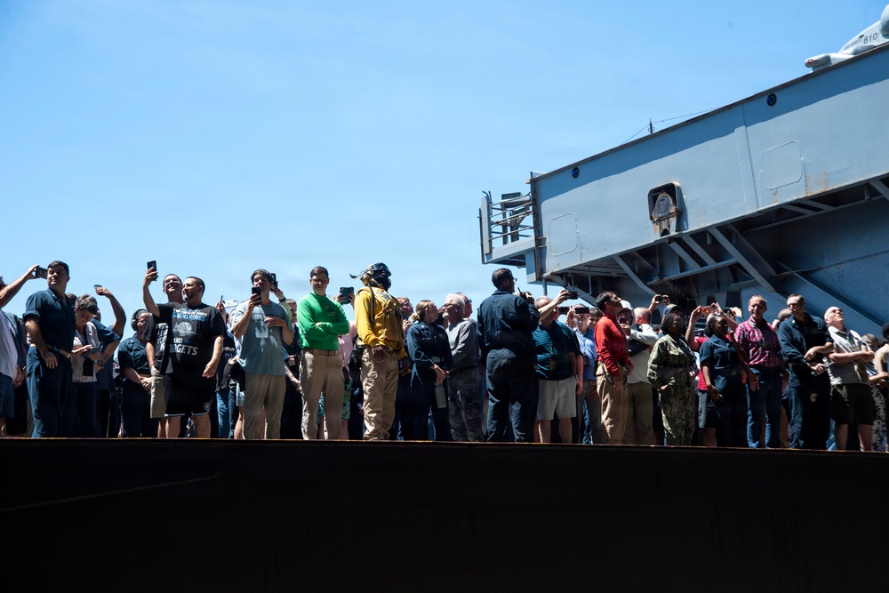 USS Nimitz Conducts Tiger Cruise