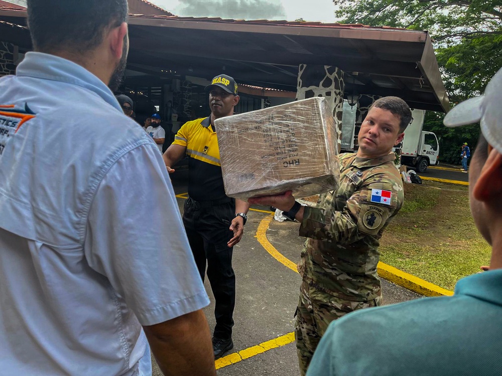 U.S. Army supports volunteer effort to send aid to Venezuela