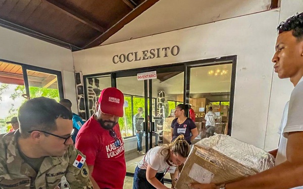 U.S. Army supports volunteer effort to send aid to Venezuela