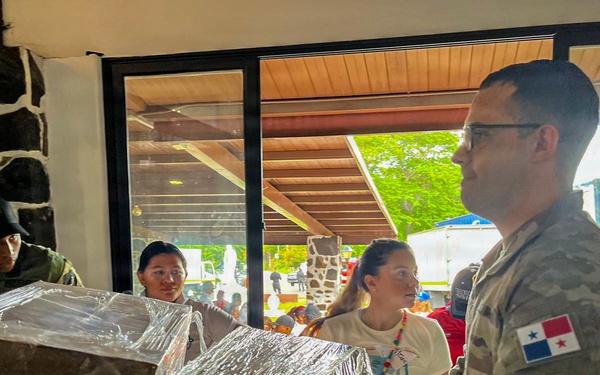 U.S. Army supports volunteer effort to send aid to Venezuela