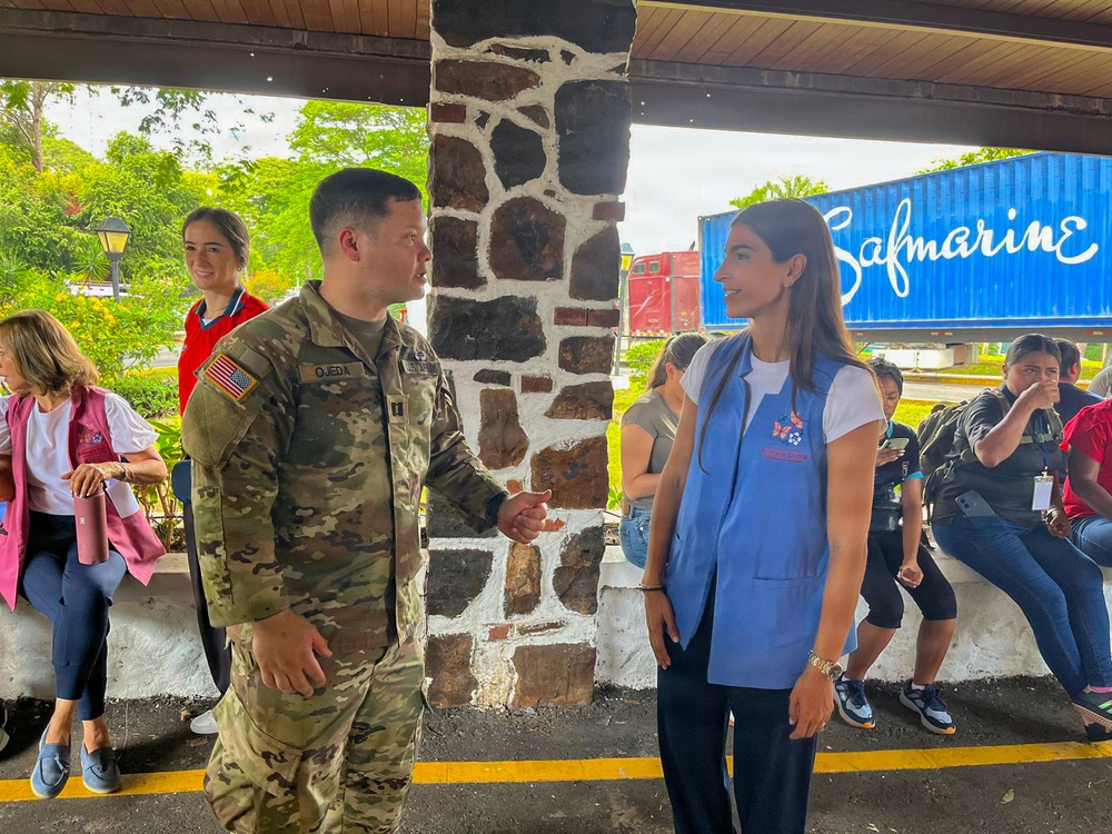 U.S. Army supports volunteer effort to send aid to Venezuela