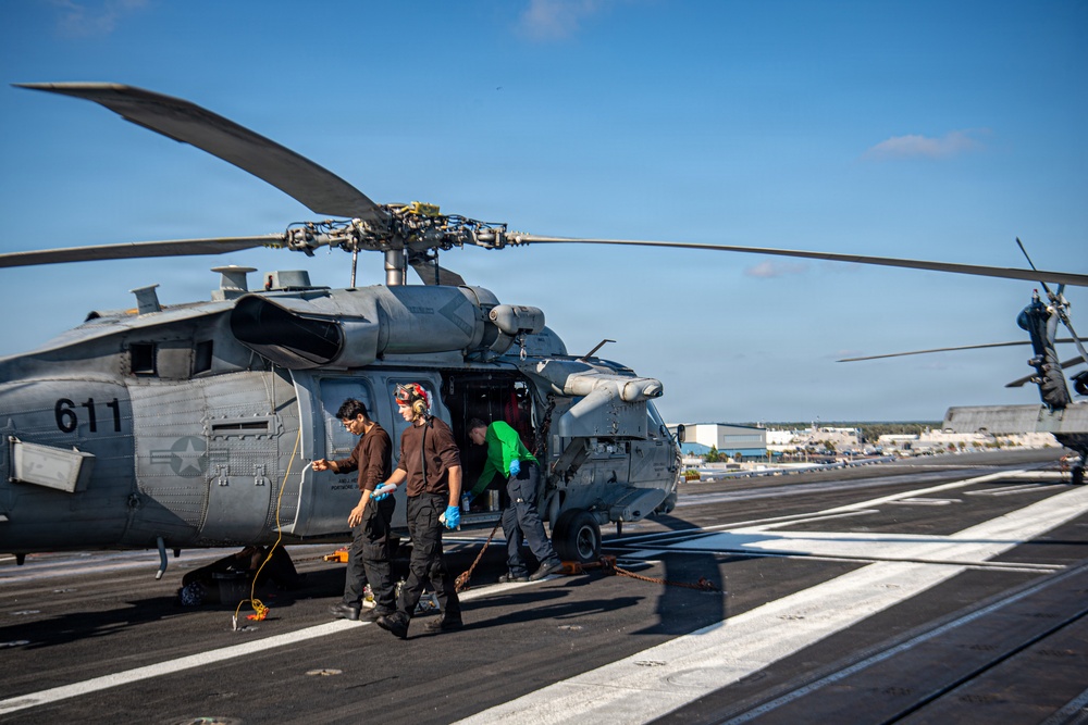 USS Nimitz Pulls Into Naval Station Mayport