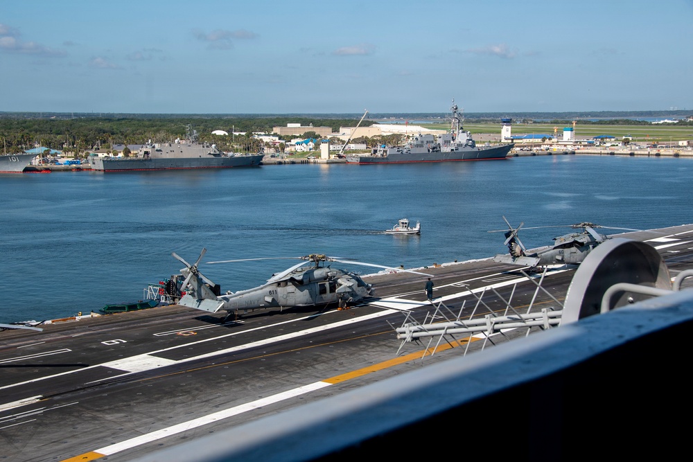 USS Nimitz Pulls into Naval Station Mayport