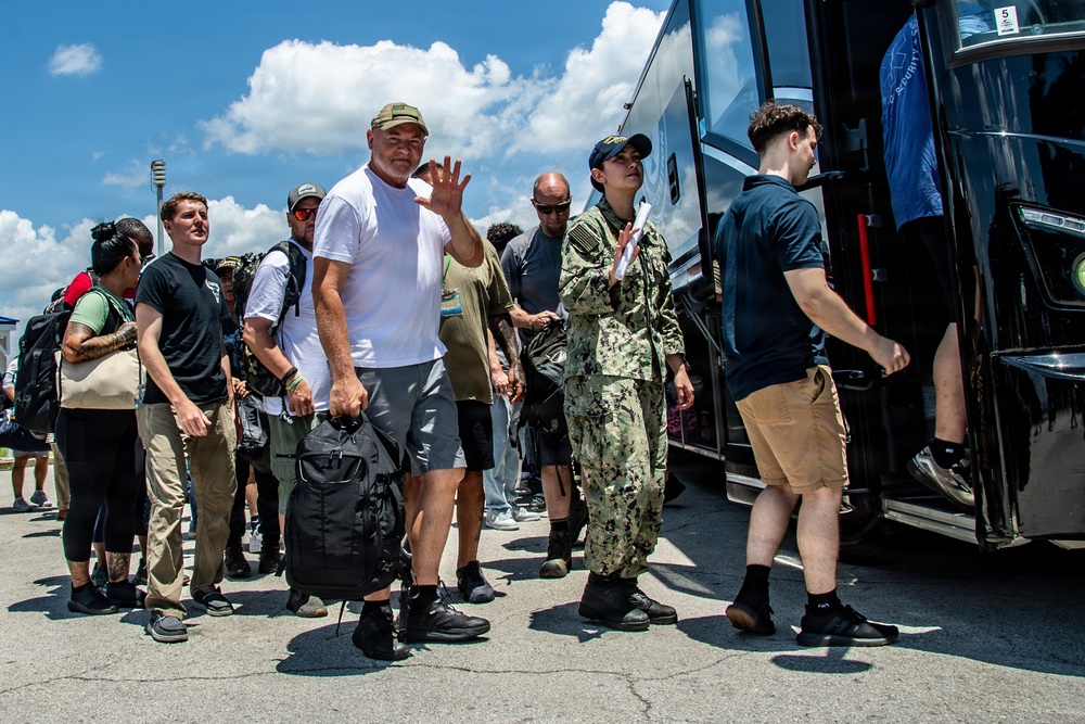 Nimitz Sailors Say Goodbye To Tigers