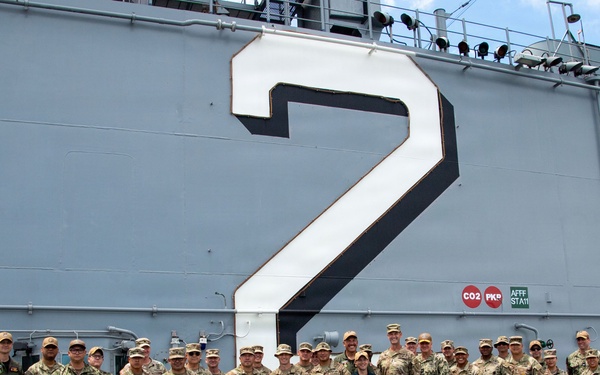 U.S. Army Major General Barthomees visits USS Essex