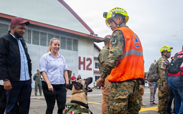 First Relief Flight Departs Panama for Venezuela