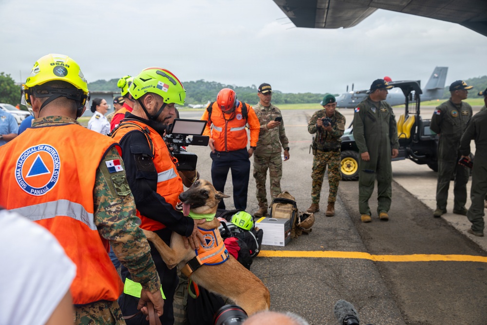 First Relief Flight Departs Panama for Venezuela