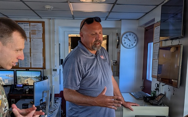 Seneca Chief returns to the Black Rock Lock