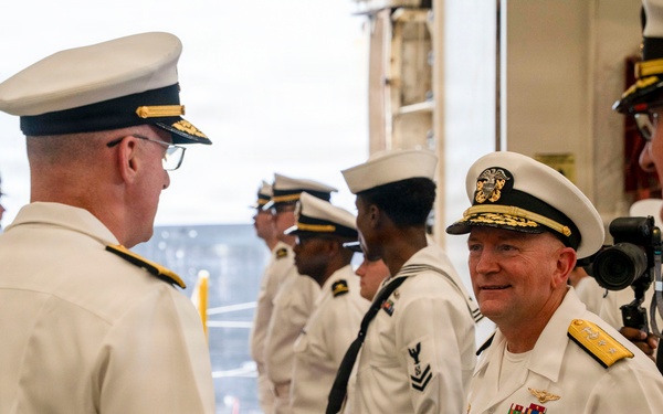 Commander Carrier Strike Group 2 Arrives for Reception Aboard USS Arlington (LPD 24)