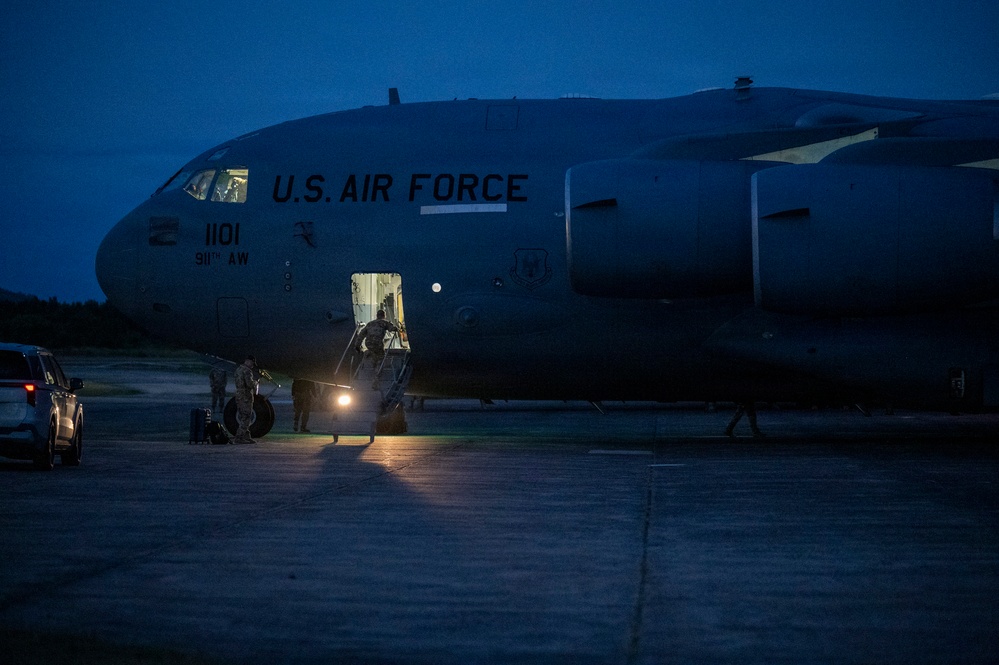 C-17 lands in Puerto Rico in support of Venezuela disaster relief