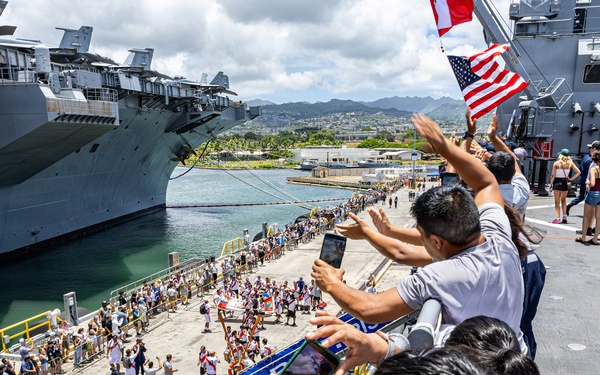 Peruvian sailors celebrate volleyball championship victory at RIMPAC 26