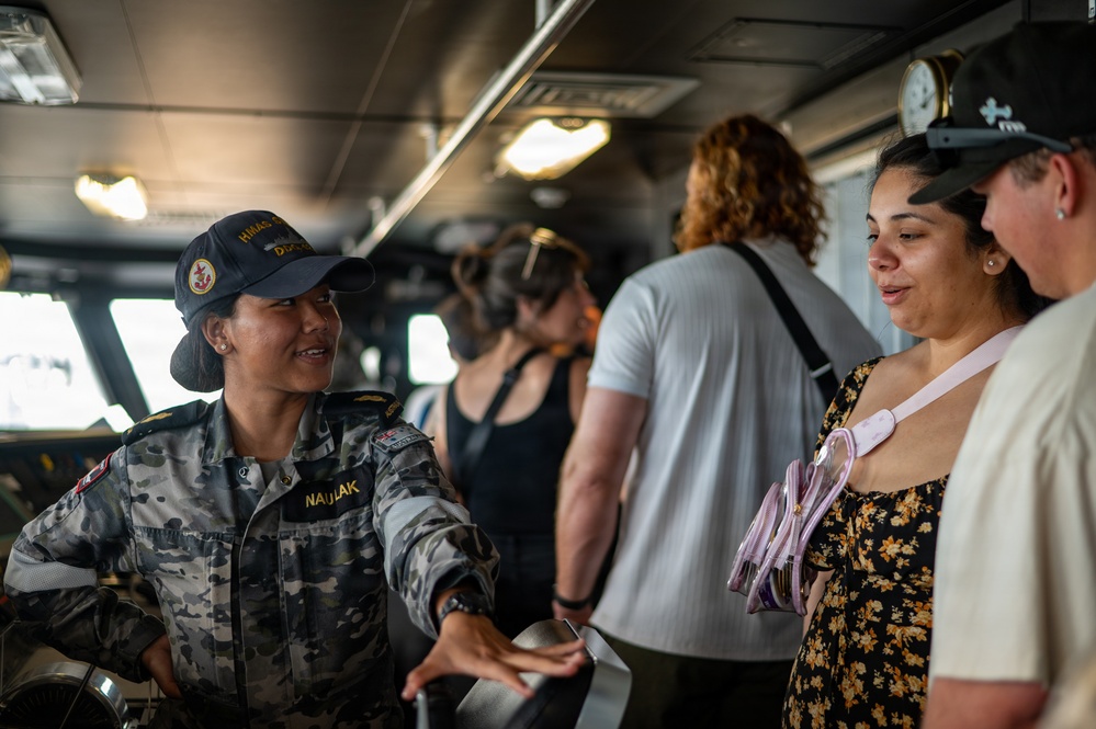 HMAS Sydney (DDG 42) hosts public tours on Open Ship Day during RIMPAC 2026