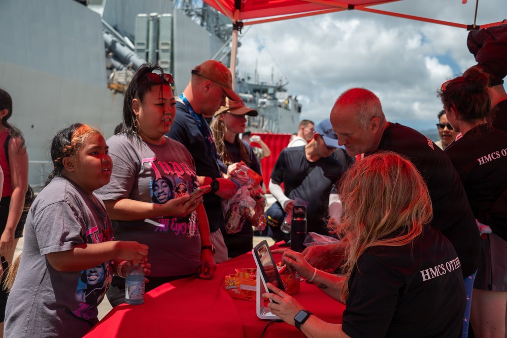 HMCS Ottawa (FFH 341) hosts public tours on Open Ship Day during RIMPAC 2026