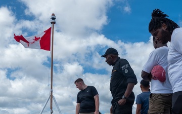 Public tours Royal Canadian Navy frigate during RIMPAC 26 open ship event
