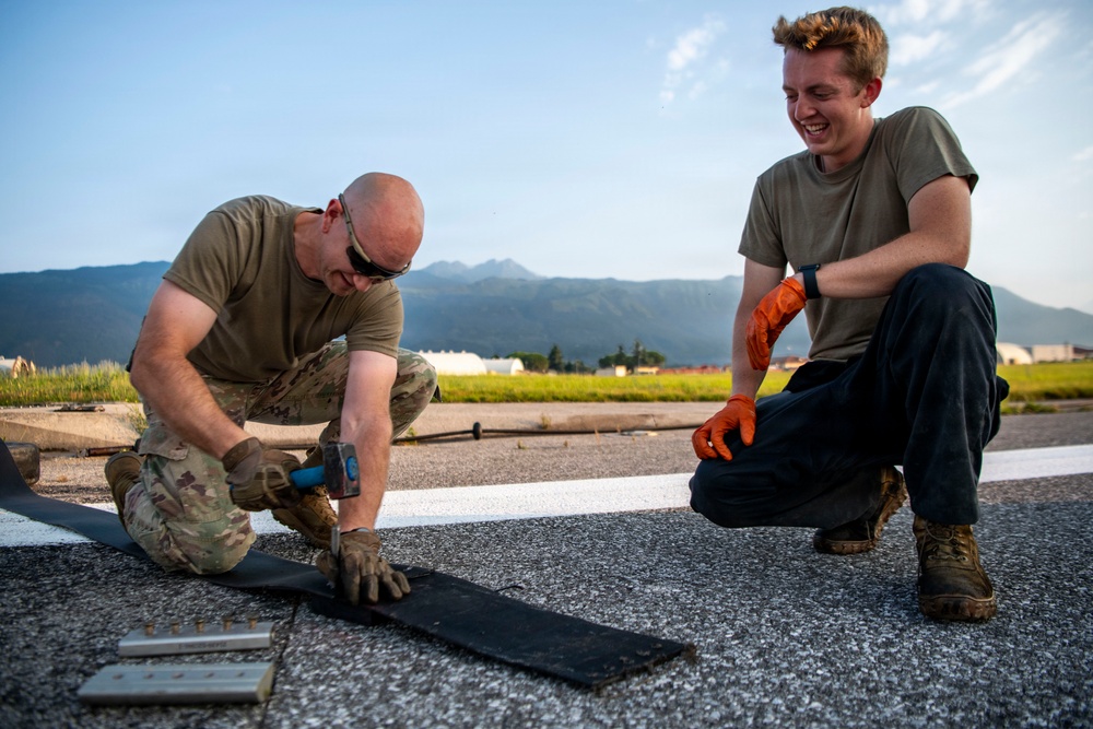 110th Engineers Secure Runway Arresting Systems