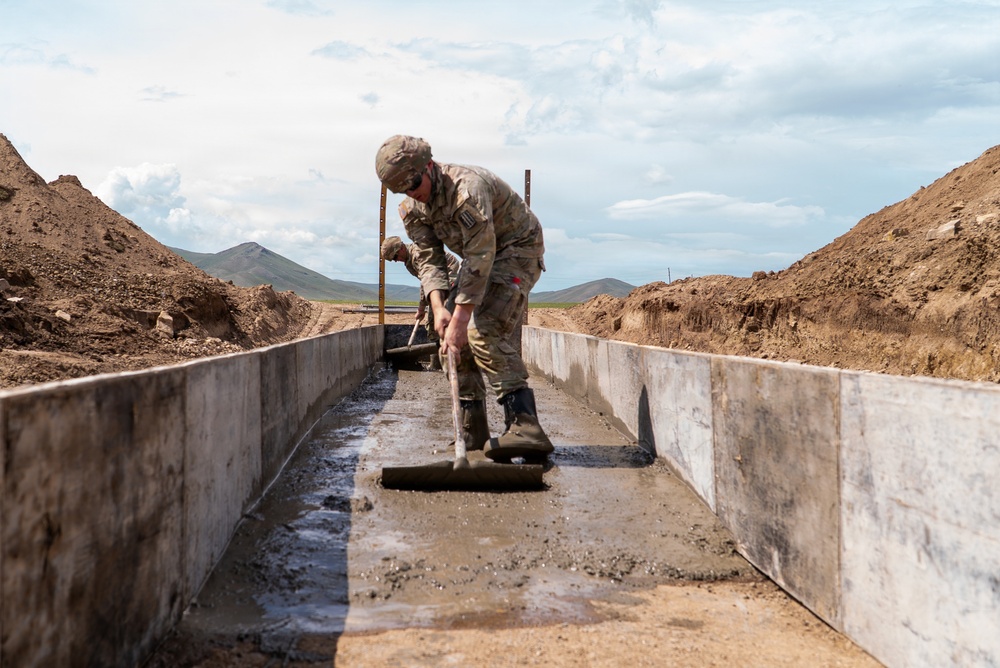 1033rd Engineers Build with Mongolian Forces