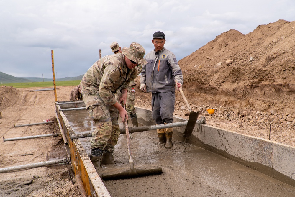1033rd Engineers Build with Mongolian Forces