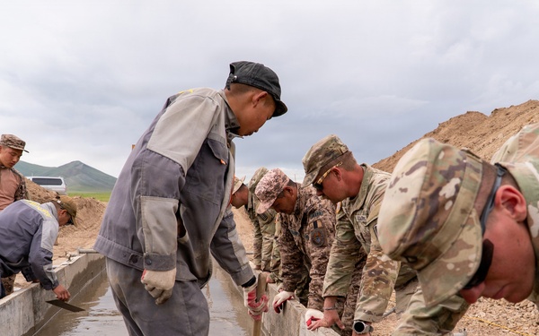 1033rd Engineers Build with Mongolian Forces