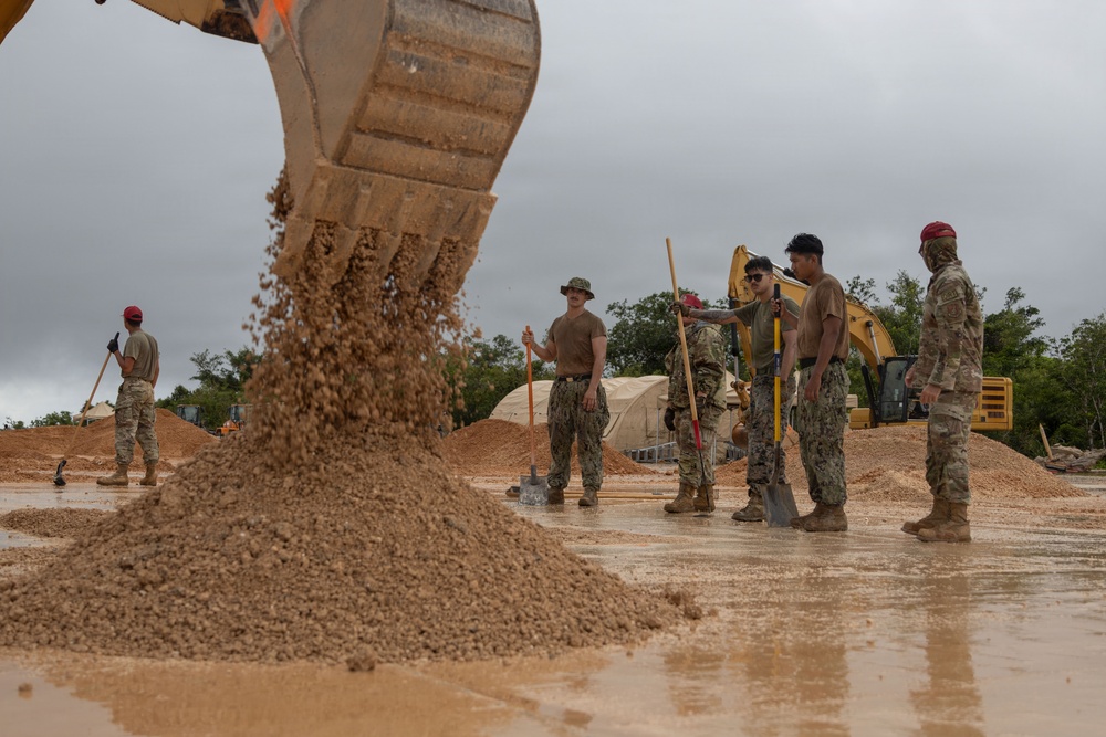 U.S. joint services, Canadian Armed Forces repair airfield during Valiant Shield