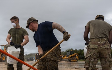 U.S. joint services, Canadian Armed Forces repair airfield during Valiant Shield