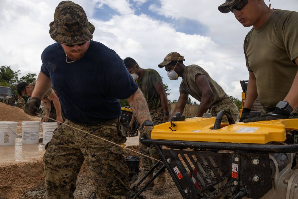 U.S. joint services, Canadian Armed Forces repair airfield during Valiant Shield