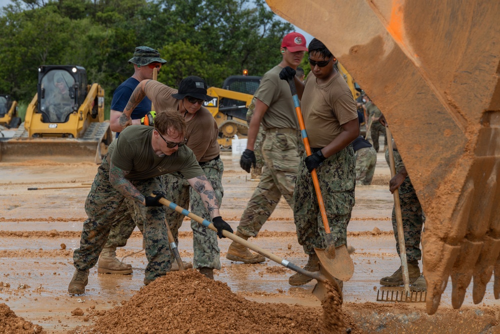 U.S. joint services, Canadian Armed Forces repair airfield during Valiant Shield
