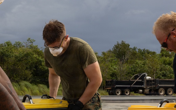 U.S. joint services, Canadian Armed Forces repair airfield during Valiant Shield