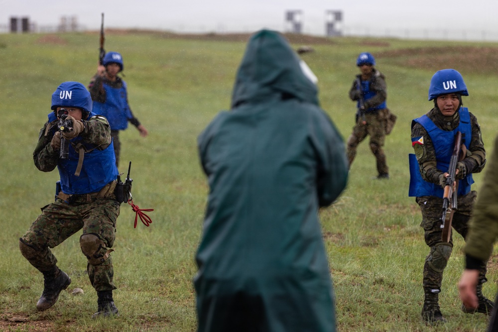 Multinational Soldiers Extract Civilians at Khaan Quest 2026