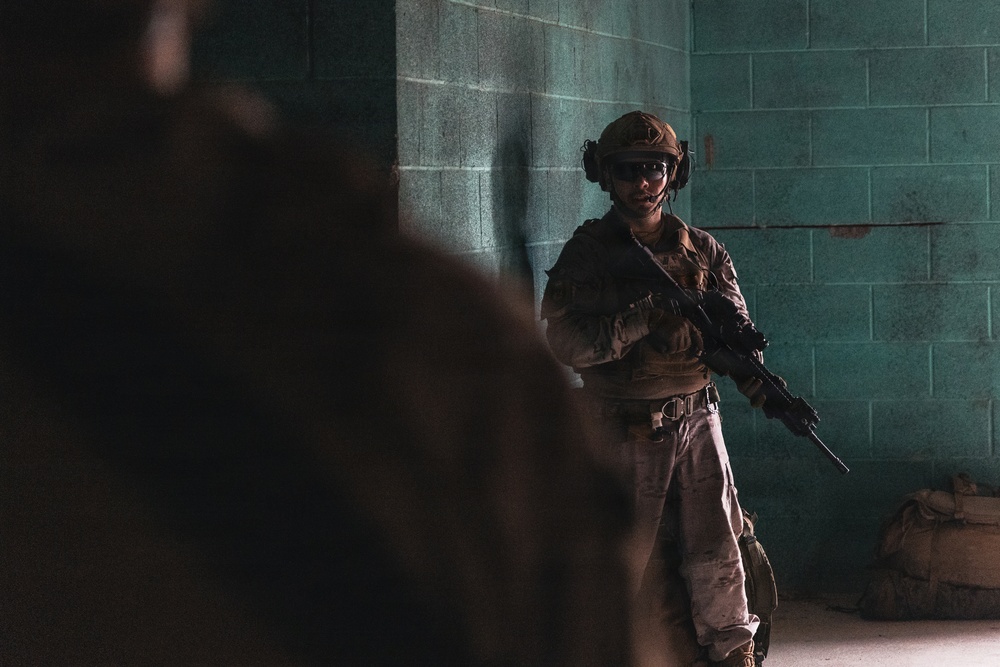 Fleet Exercise 250 | Spanish Marines Conduct Urban Operations Training