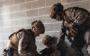 Fleet Exercise 250 | Spanish Marines Conduct Urban Operations Training