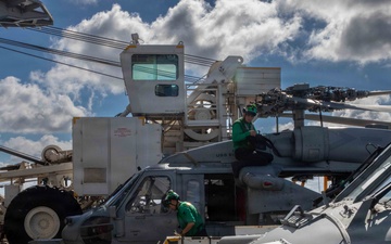 IKE Supports East Coast Fleet Replacement Squadrons