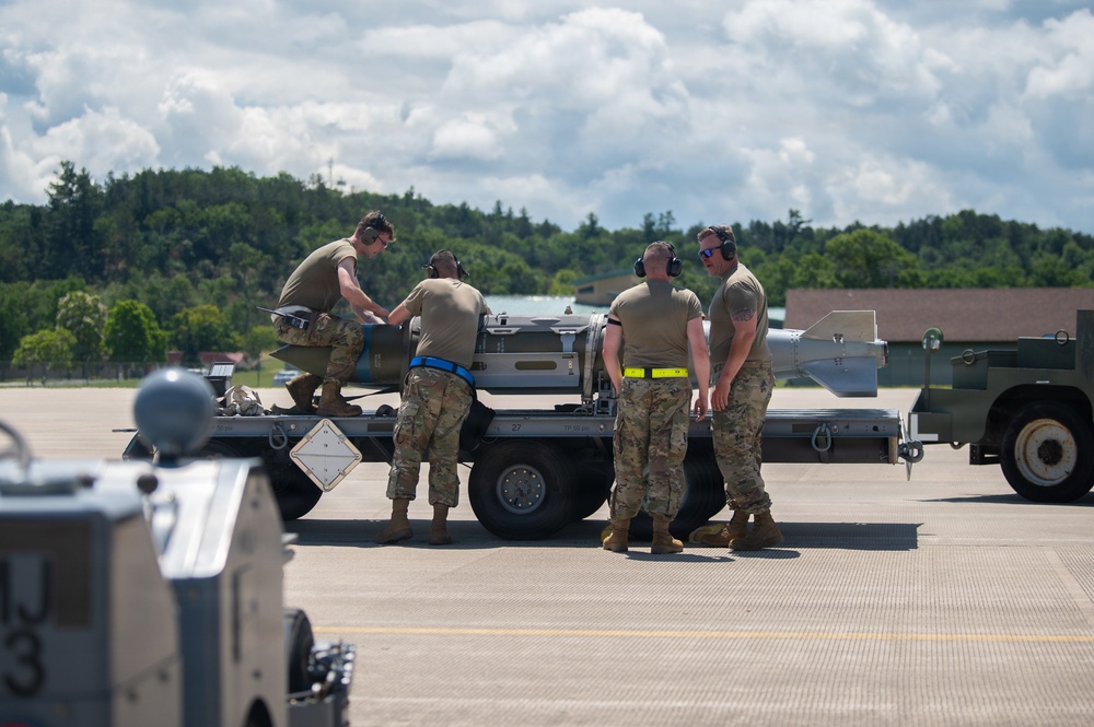 115th Fighter Wing hosts large-scale combat readiness exercise