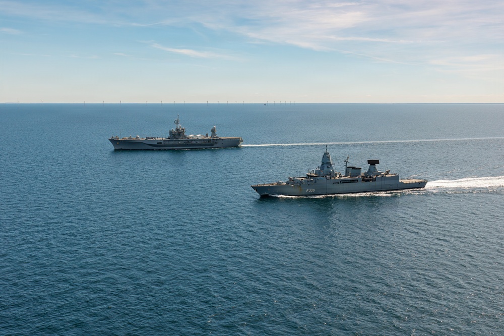 USS Mount Whitney, FGS Hamburg Sail in Baltic Sea