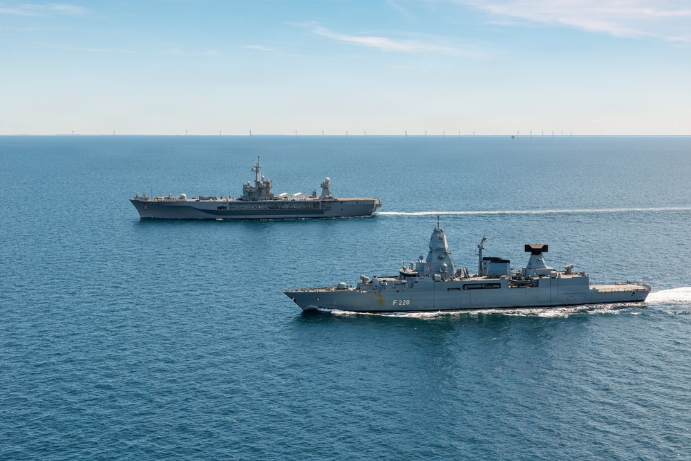 USS Mount Whitney, FGS Hamburg Sail in Baltic Sea