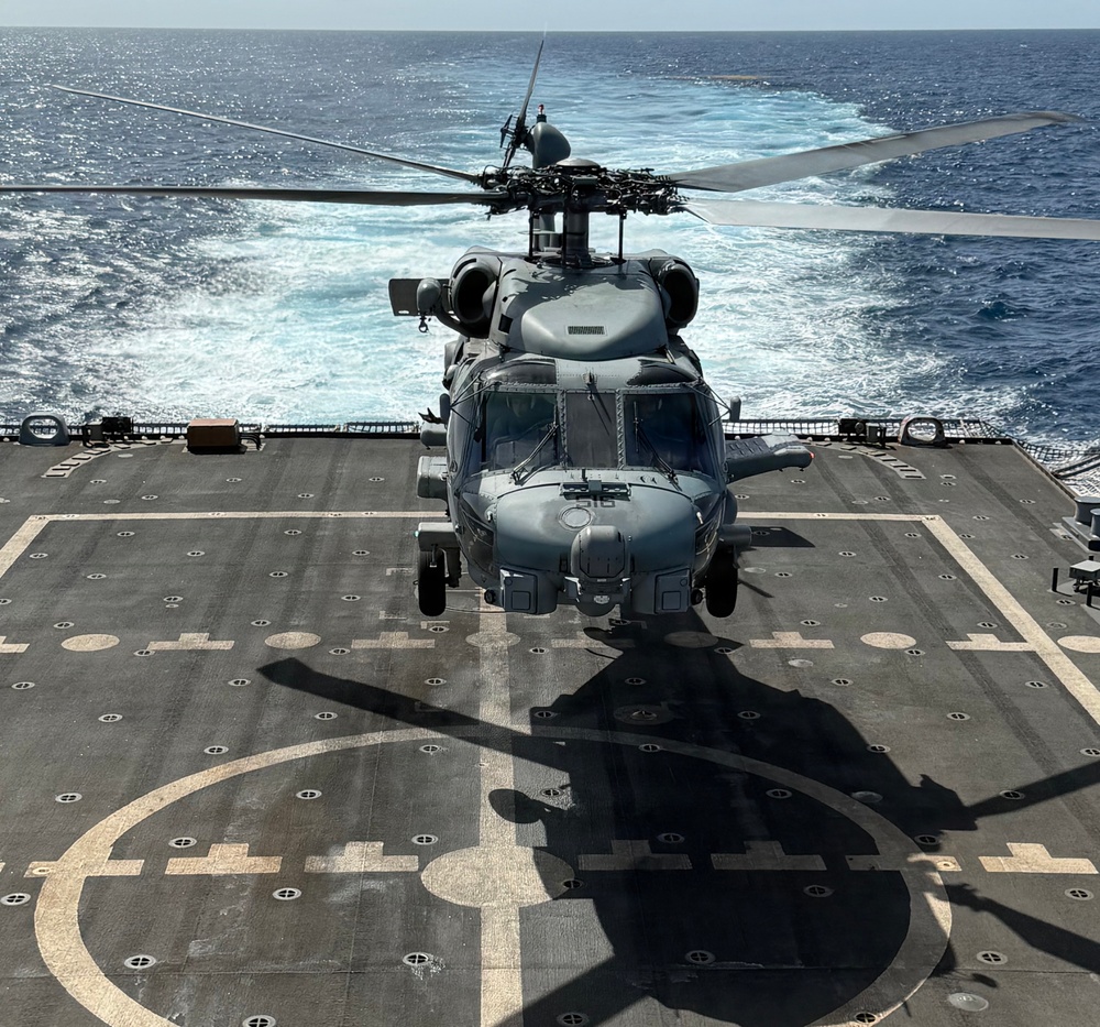 An MH-60R Seahawk helicopter assigned to Helicopter Maritime Strike Squadron (HSM) 48, lands aboard the littoral combat ship USS Billings.