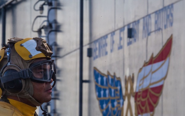 USS Boxer, 11th MEU Conduct Flight Operations