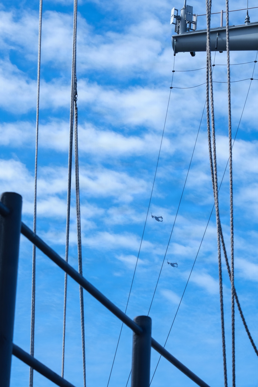 USS Boxer, USS Portland, USS John L. Canley Conduct Sailing in Formation